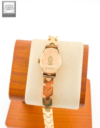 LIP
Montre de dame
Or jaune 18K 750/°°° poinçon...