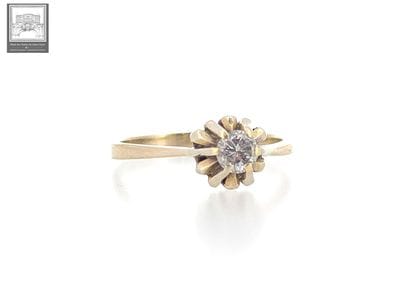 Bague solitaire
Or gris 18K 750/°°° 
Sertie...
