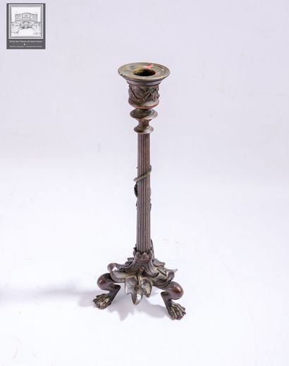 Alfred DAUBREE (1817-1885)
Bougeoir 
Bronze...