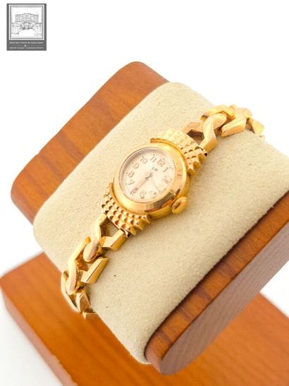 LIP
Montre de dame
Or jaune 18K 750/°°° poinçon...