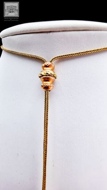 Chaîne de montre 
Or jaune 18K 750/°°°
Poinçon...