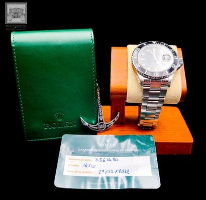 ROLEX
Oyster Perpetual Submariner Date -...