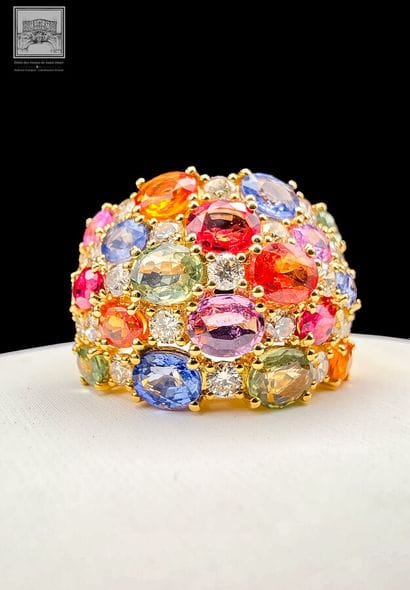 Stunning 750°/ (18K) yellow gold 