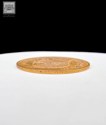 10 francs or 
1855
Napoléon III
Poids : 3.14...