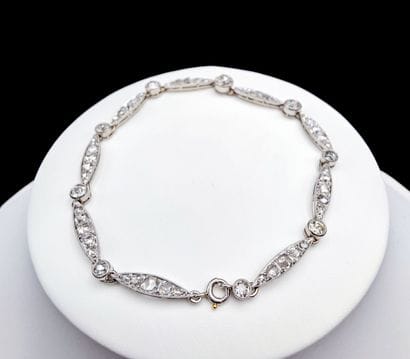 Bracelet 
18K white gold 750/°°°
Eagle-head...