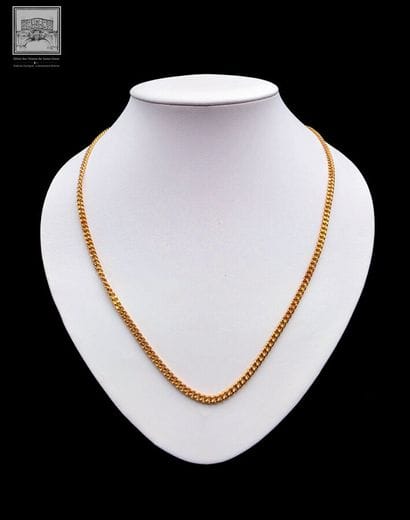 Collier en or jaune 18K 750/°°°
Poinçon tête...