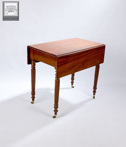 Table desserte à volets
Louis-Philippe
Acajou...