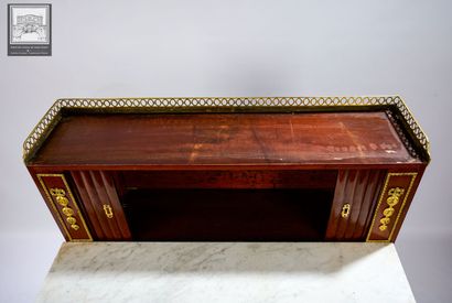 CHARLES TOPINO (vers 1742-1803)
Maître ébéniste...