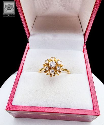 Bague en or jaune 18K 750°°°
Poinçon tête...