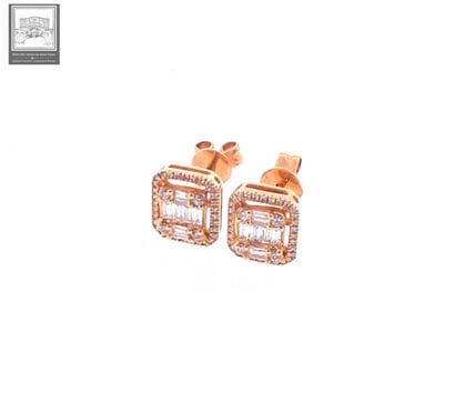 Paire de boutons d'oreilles à pans coupés...