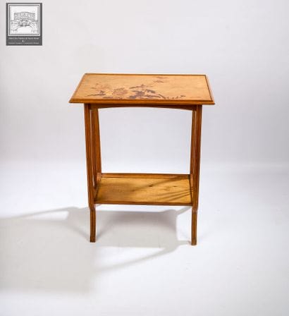 Louis MAJORELLE (1859-1926)
Table d'appoint...