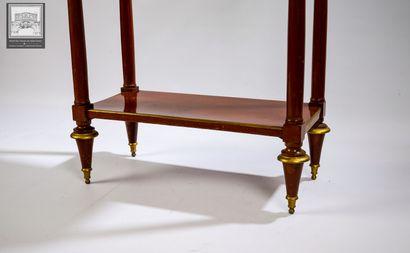 PETITE CONSOLE-DESSERTE D'ÉPOQUE LOUIS XVI
En...