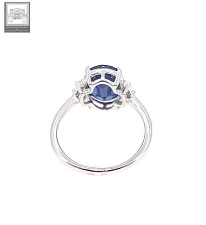 Bague en or blanc 750°/.(18K) 3g sertie d'un...