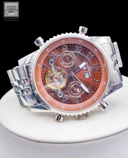 HINDENBERG 
Montre d'homme - Réf 250-H
Bracelet...