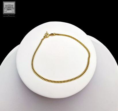 Bracelet en or jaune 18K 750/°°°
Poinçon...