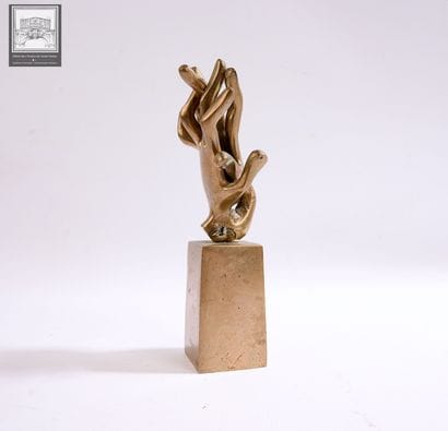 Yves Lohé (né en 1947)
Mains entrelacées
Sculpture,...