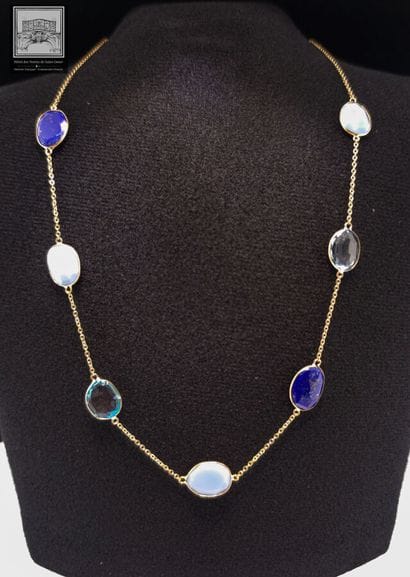 Très beau collier en or jaune 750°/.(18K)...