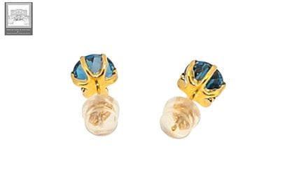 A pair of 750°/ (18K) yellow gold earrings...