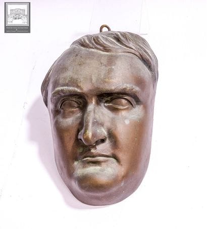 Masque d'applique Napoléon Bonaparte
Bronze...