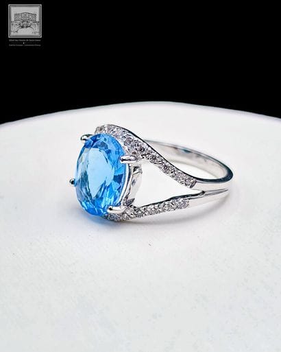 Openwork ring in 750°/.(18K) white gold 4g55...