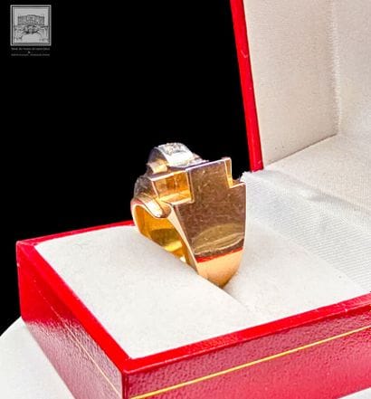 Bague Tank Art Déco en or jaune et gris 750/°°°...