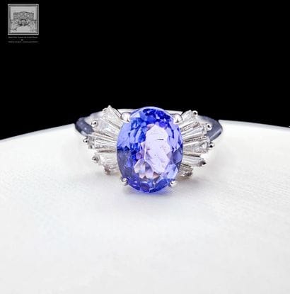 Art Deco-style ring in 4g75 platinum, set...