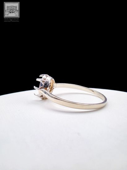 Bague (à sertir) en or gris 18K 750/°°°
Poids...