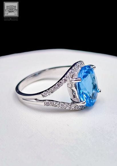 Openwork ring in 750°/.(18K) white gold 4g55...
