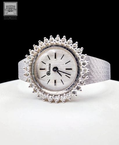 BEUCHAT
 Montre-bracelet de dame 
Or gris...