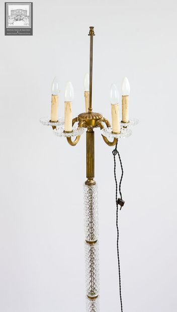 Lampadaire de parquet
Dans le goût de la...