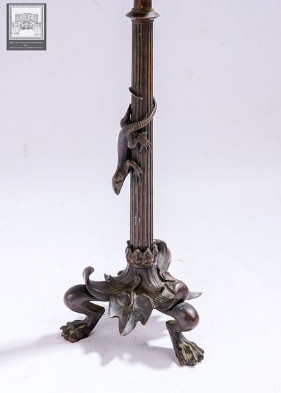 Alfred DAUBREE (1817-1885)
Bougeoir 
Bronze...