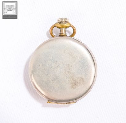 Porte-montre en bronze et porcelaine 
Epoque...