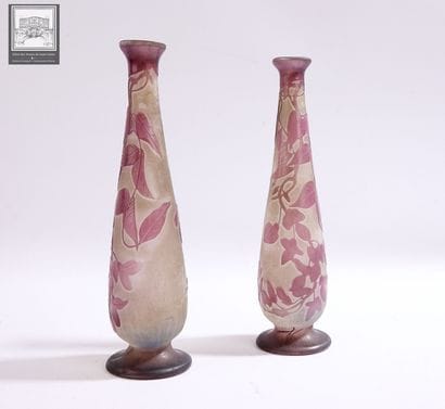 Établissements GALLÉ
Paire de vases soliflores
Verre...