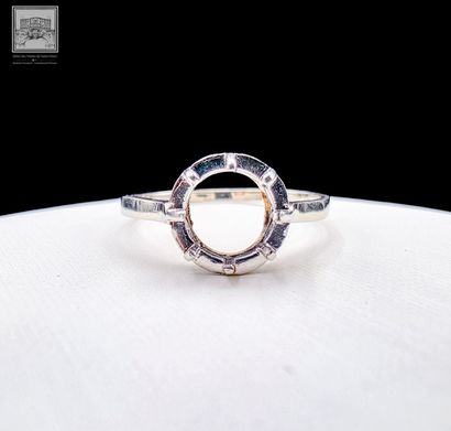 Bague (à sertir) en or gris 18K 750/°°°
Poids...