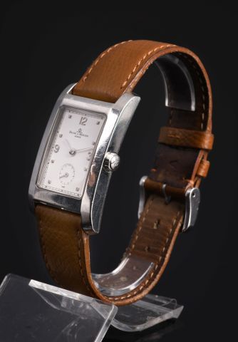 BAUME ET MERCIER

Hampton

Montre de ville...