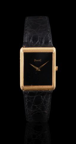 PIAGET

Montre unisexe en or jaune 18K 750...