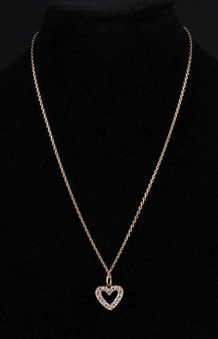 Pendentif Coeur en or gris 18K 750 millièmes...