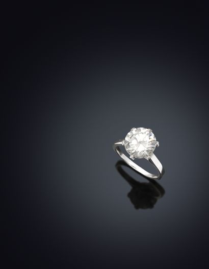 Solitaire in white gold 18K 750 thousandths...