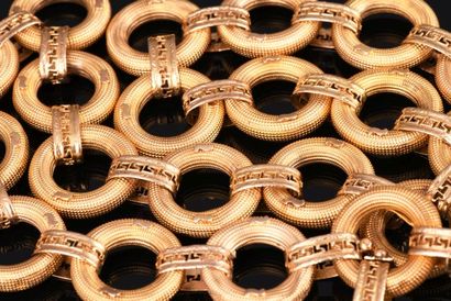 Collier en or jaune 18K 750 millièmes d’époque...