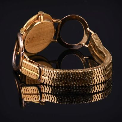 PIAGET

Lady's watch in yellow gold 18K 750...