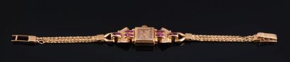 OMEGA

Montre de dame en or jaune 18K 750...