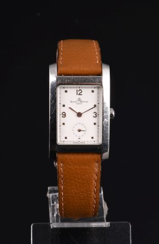 BAUME ET MERCIER

Hampton

Montre de ville...