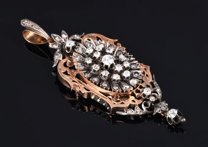Brooch pendant in pink gold 18K 750 thousandths...