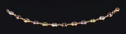 Bracelet en or jaune 18K 750 millièmes orné...