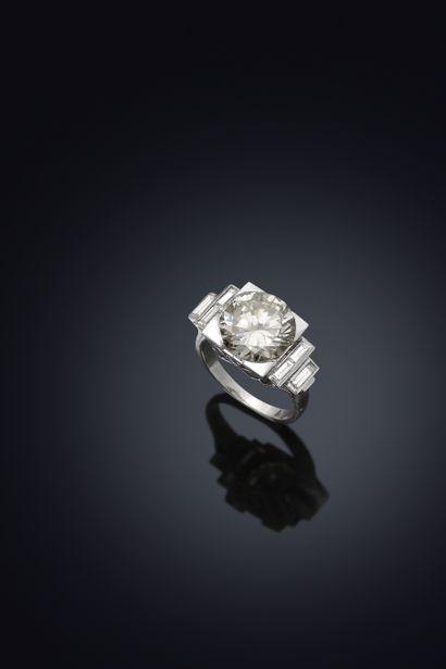 Art Deco ring in platinum 950 thousandths...