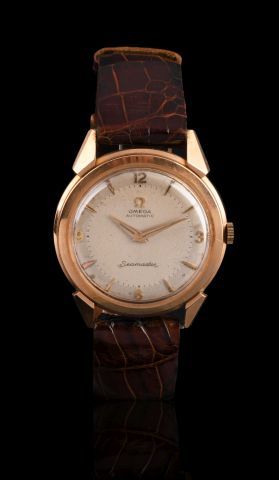 OMEGA

Seamaster

Montre de ville en or jaune...
