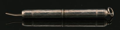 Silver toothpick with striated decoration...