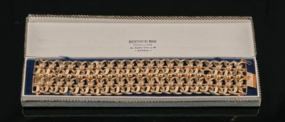 Important bracelet manchette en or jaune...