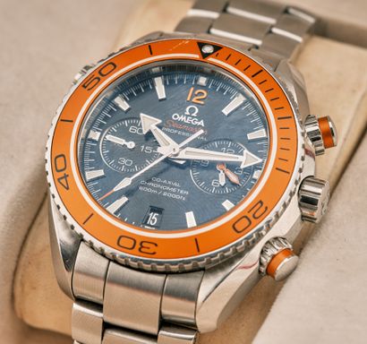 OMEGA

Planet Ocean 

Chronographe de plongée...
