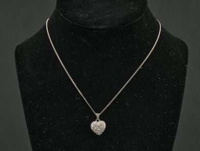 Pendentif Coeur en or gris 18K 750 millièmes...